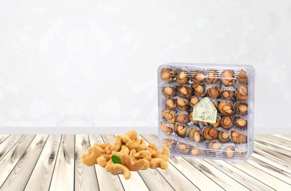 علبة تمر بالكاجو 36 قطعة